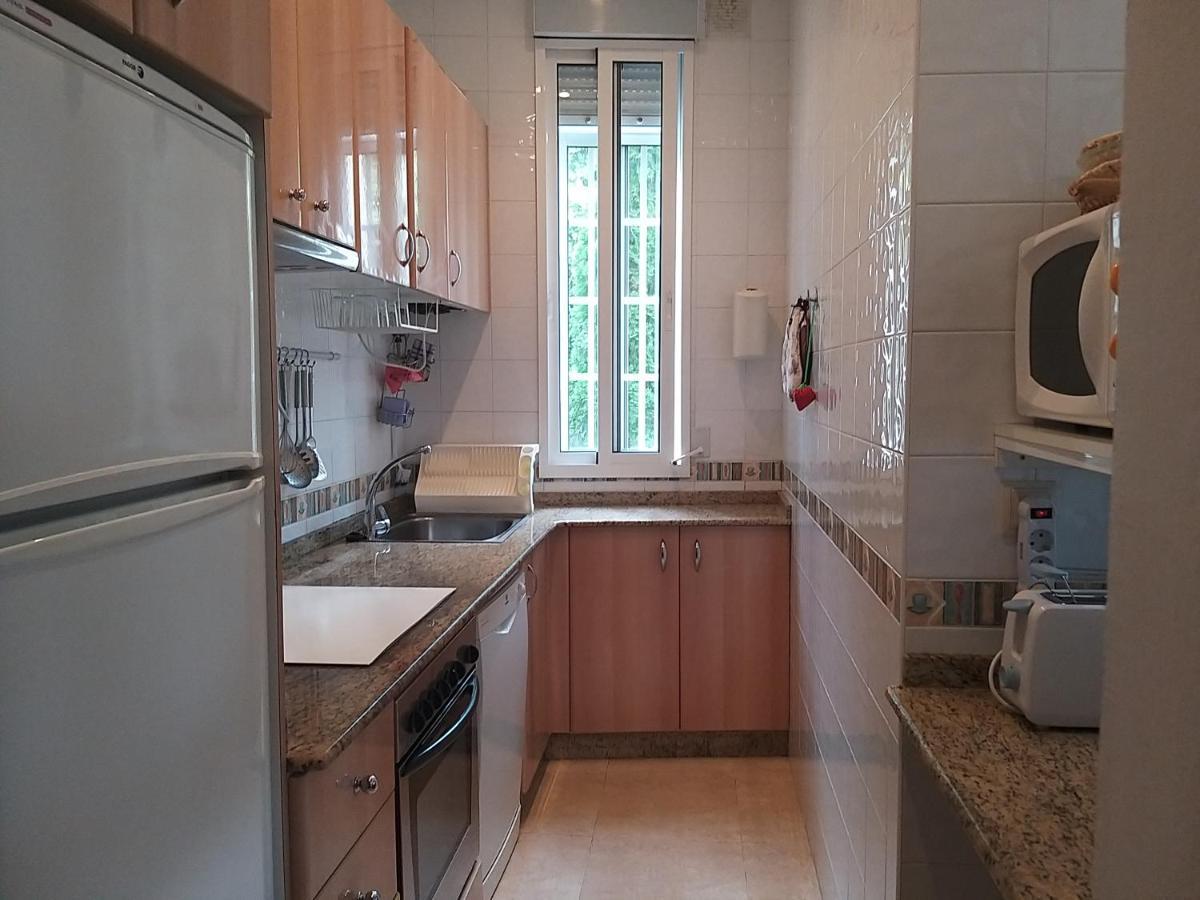 Apartamento Con Pequeno Jardin En El Centro Ферол Екстериор снимка